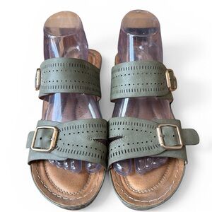 GC Shoes Jones Olive Green Wedge Sandals Gold Buckle Comfort Slides Size 9